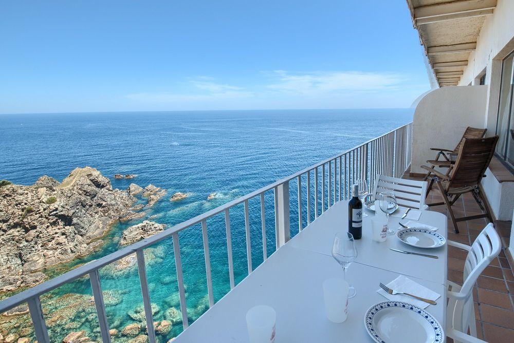 Capsasalbegur74 Terraza Sobre Mar Piscina Del Mar Apartment Bagian luar foto