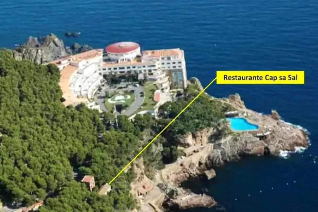 Capsasalbegur74 Terraza Sobre Mar Piscina Del Mar Apartment Bagian luar foto
