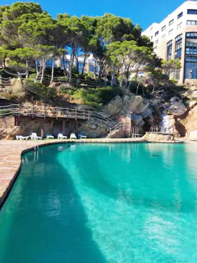 Capsasalbegur74 Terraza Sobre Mar Piscina Del Mar Apartment Bagian luar foto